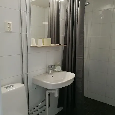 Julie Hotel