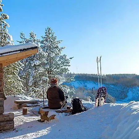 Julie 3* Joensuu